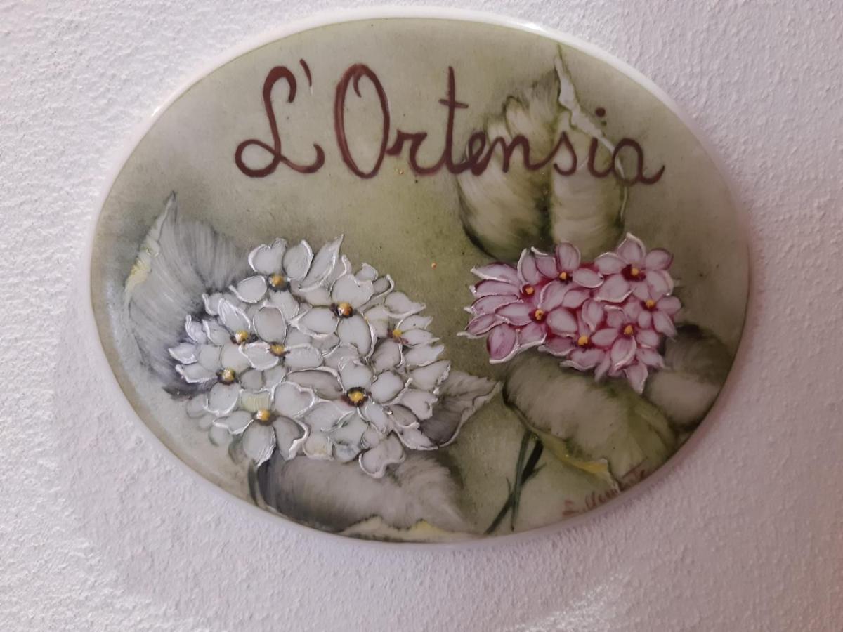 L'Ortensia Appartement Pigna Buitenkant foto
